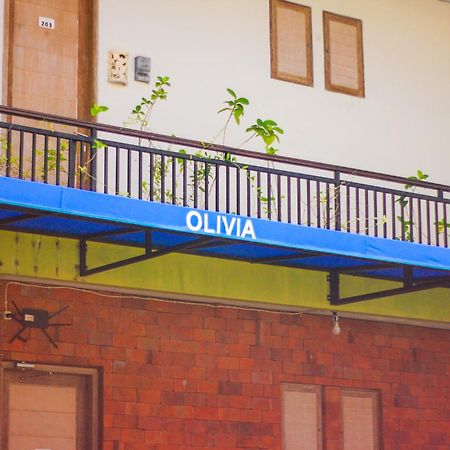 Olivia Soho Guest House Легиан Екстериор снимка